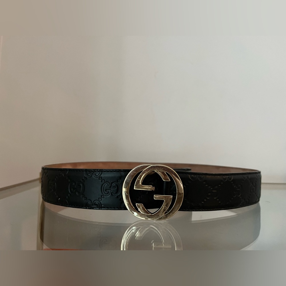 Authentic Gucci Signature Leather Belt - Picture 2 of 6